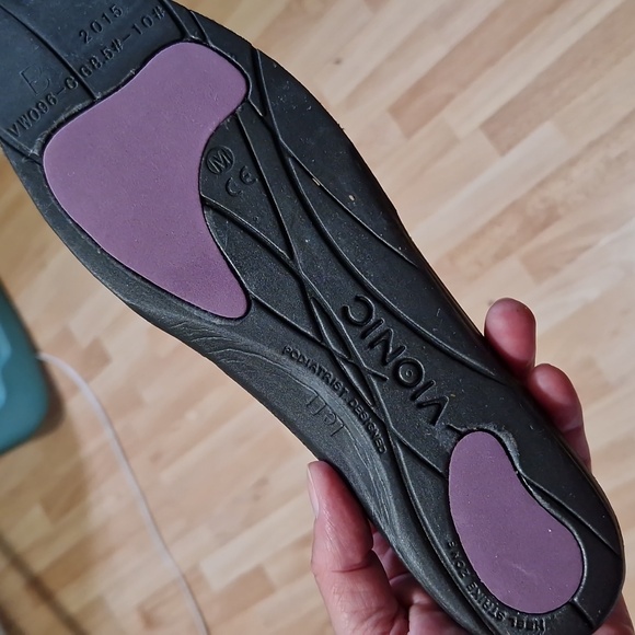 Vionic flats in denim color - Picture 7 of 9